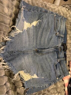 Kendall & Kylie Medium Blue Denim Shorts with Contrast Stitching